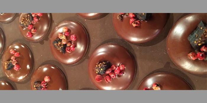 black_mission_fig_with_pink_peppercorn_mendiants black_mission_fig_with_pink_peppercorn_mendiants